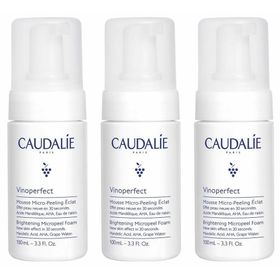 CAUDALIE Vinoperfect Mikro-Peeling Schaum Ausstrahlung mit Mandelsäure (AHA)