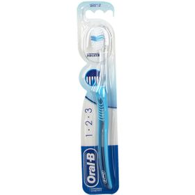 Brosse à dents Oral-B® Indicator 35 (tête courte, moyenne)