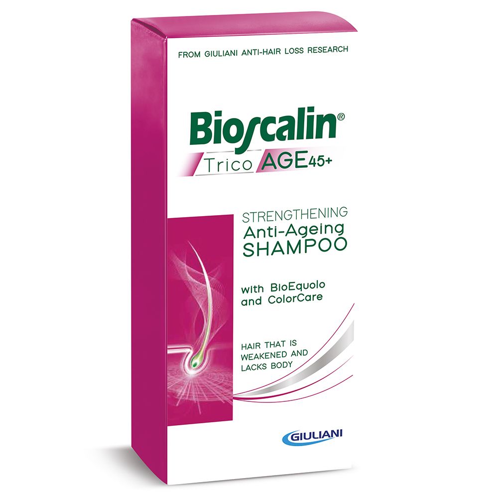 Emballage du shampooing Bioscalin TricoAGE45+. Design rose et blanc avec nom et logo du produit. Contient des informations sur les ingrédients.