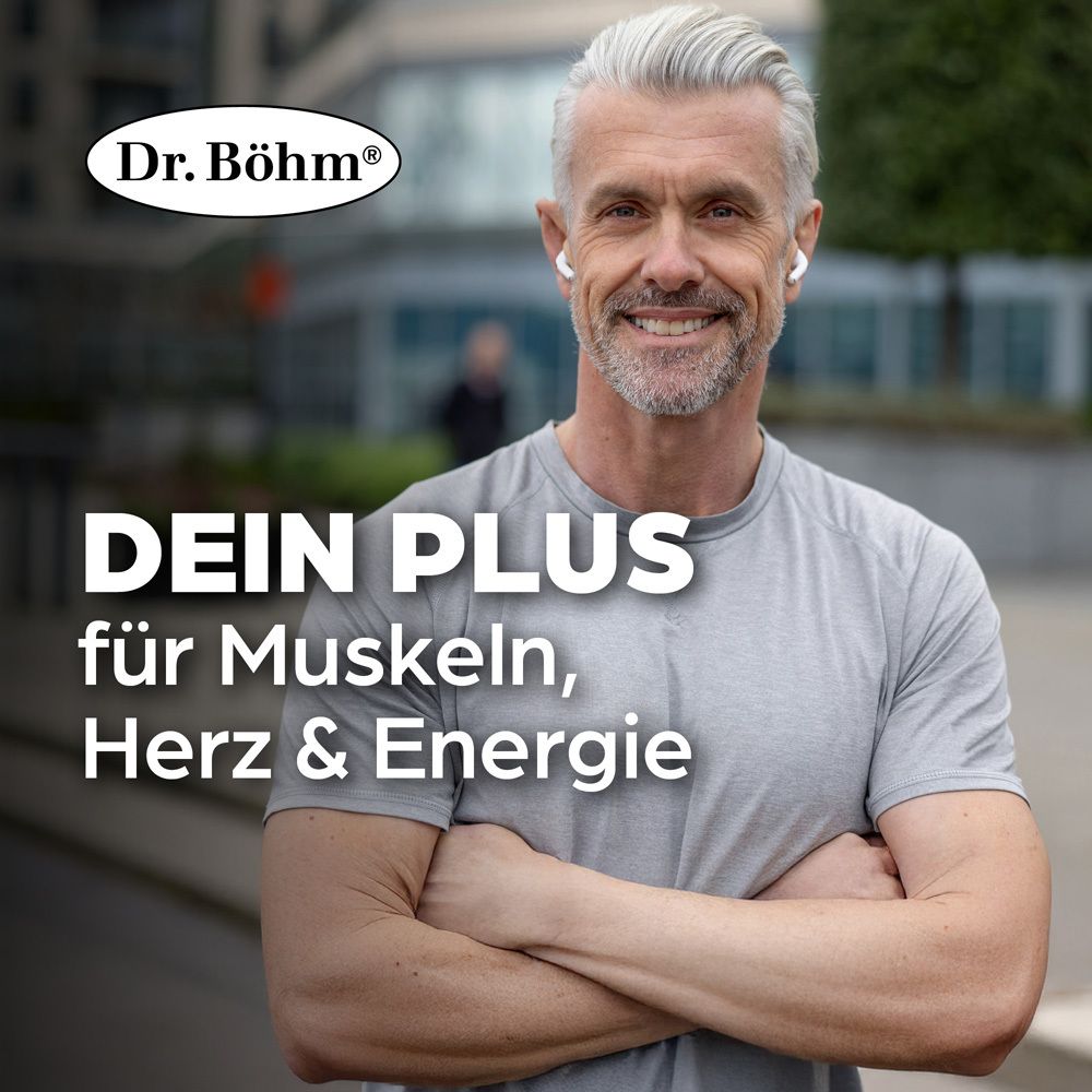 Homme aux cheveux gris et écouteurs. Inscription : Dr. Böhm®. Texte : VOTRE PLUS pour les muscles, le cœur et l'énergie.