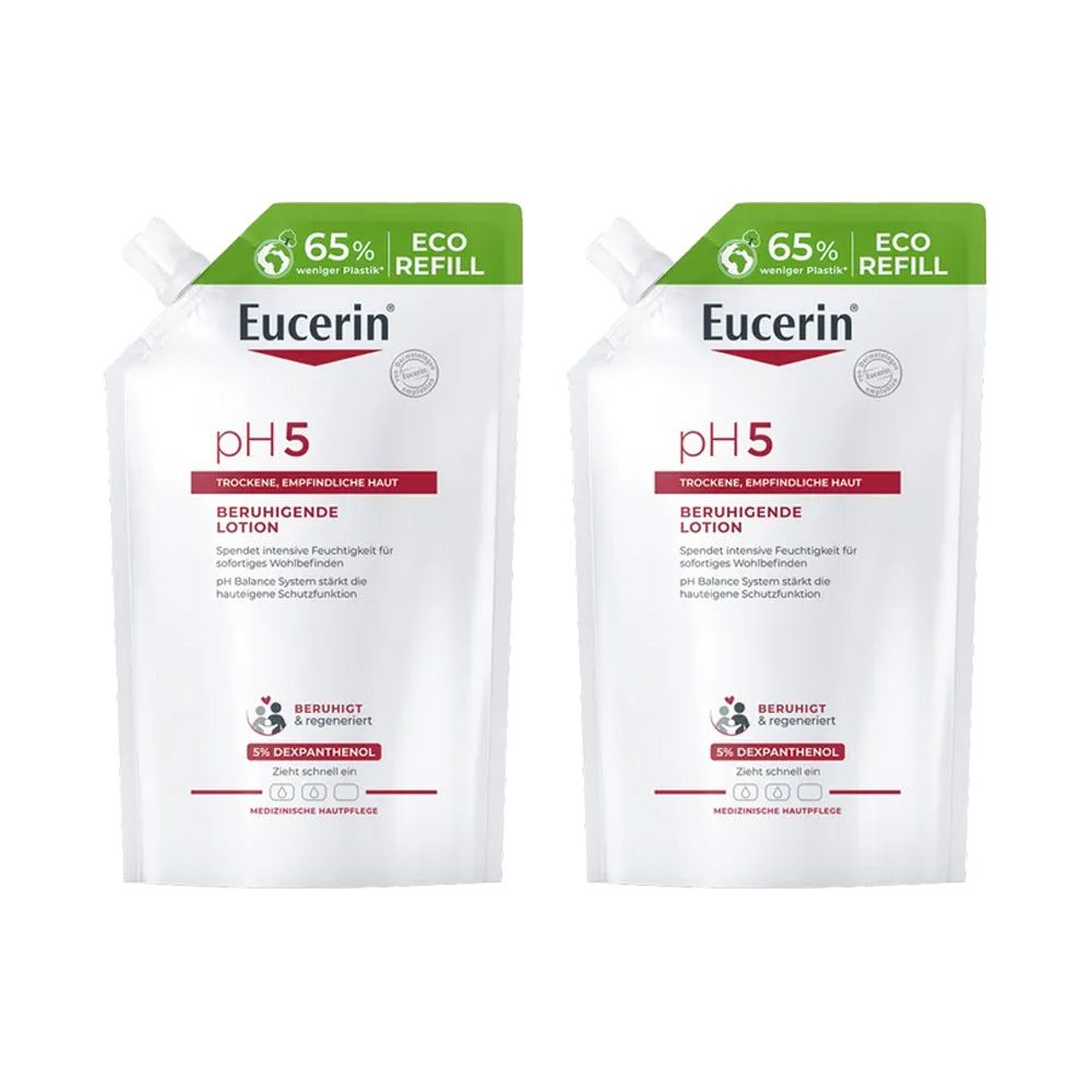 Deux recharges de lotion Eucerin pH5. Blanc, avec lettrage rouge et vert. 65% de recharge écologique.
