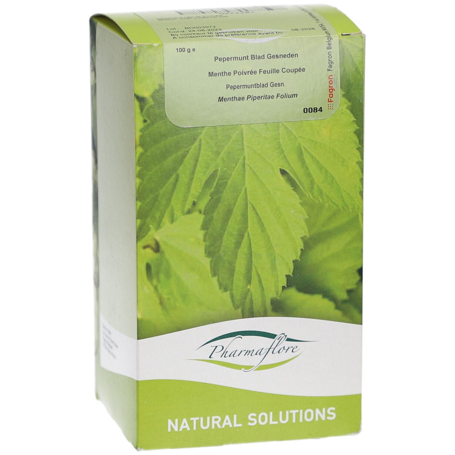 Grüne Verpackung mit Blattmotiv und Produktnamen. Pharmaflore Logo und Text NATURAL SOLUTIONS.