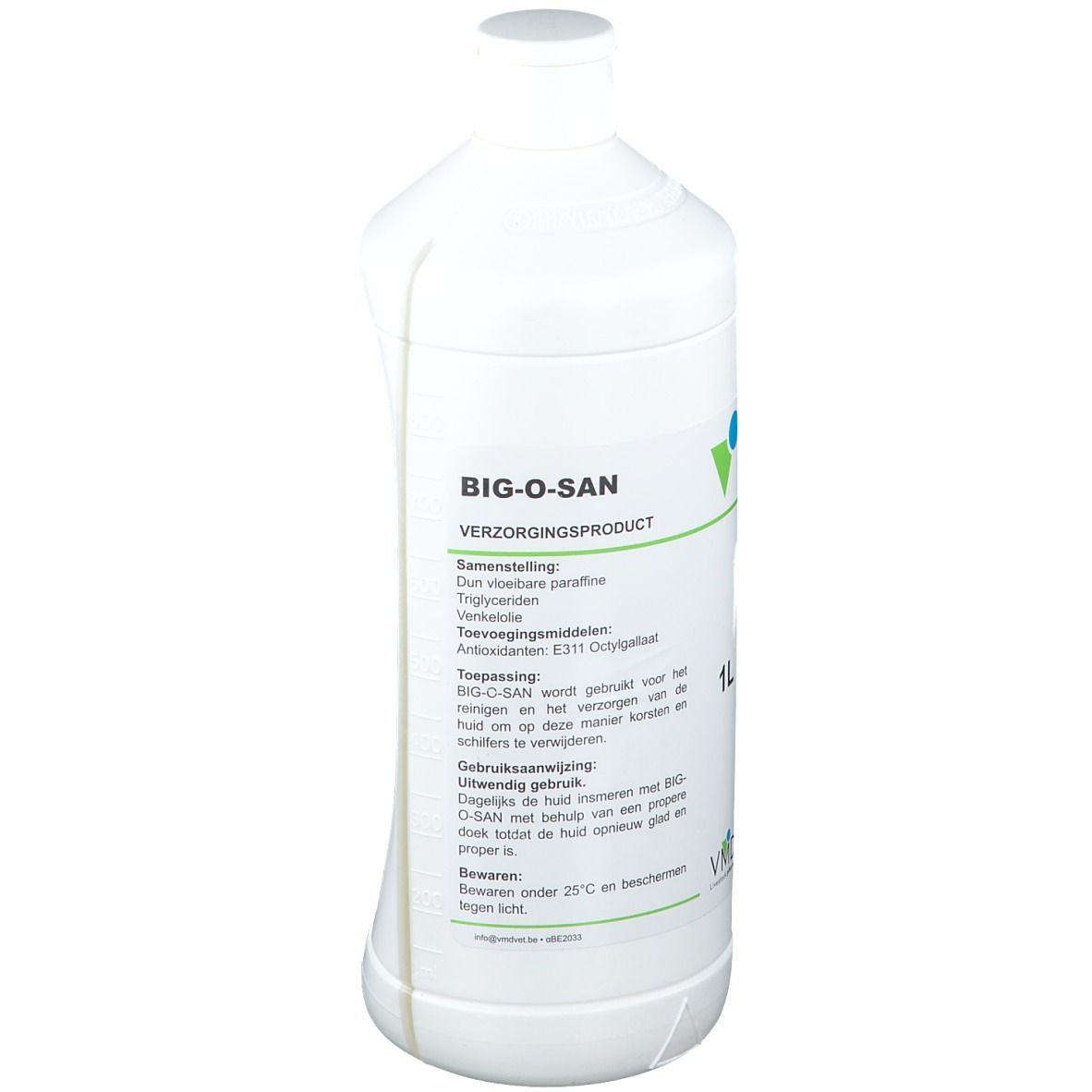 Weiße Flasche mit grün-blauer Beschriftung. Aufschrift: BIG-O-SAN, 1L. Produkt zur Hautpflege. Inhaltsstoffe und Anwendungshinweise.