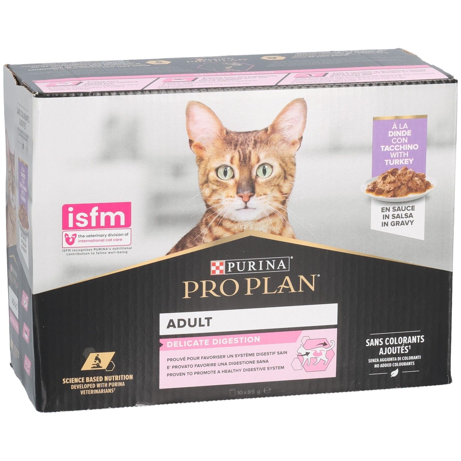 Kartonverpackung mit Produktabbildung und Logo. Enthält Beutel mit Katzenfutter. Aufdruck: Purina Pro Plan Adult Delicate Digestion.