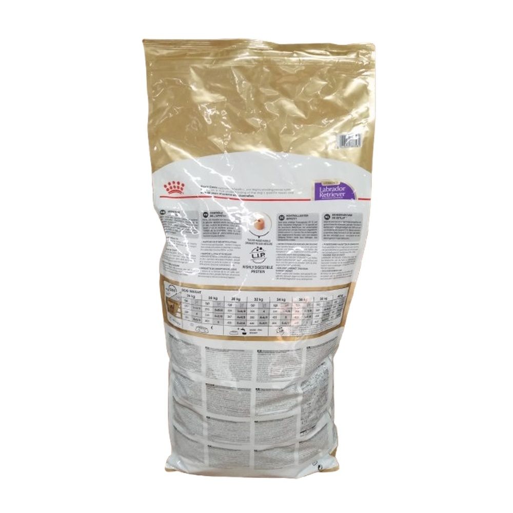Rückseite eines 12kg Sackes Royal Canin Labrador Retriever Sterilised Hundefutter.
