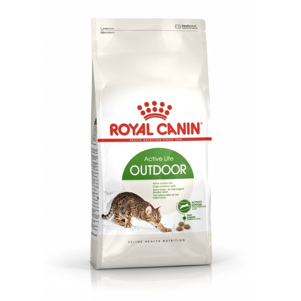 Royal Canin Active Life Outdoor Katzenfutter-Beutel mit Bild einer Katze und Futterbrocken.