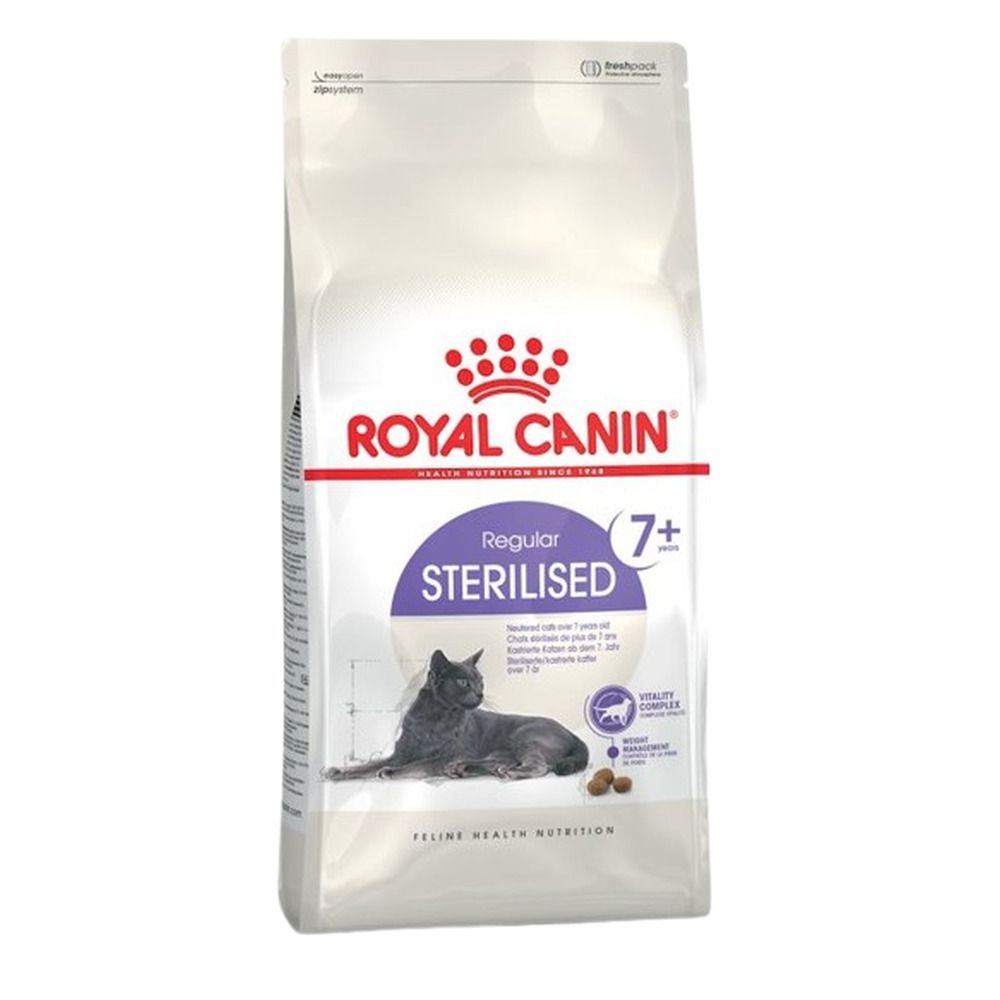 Sacs de nourriture pour chats Royal Canin Sterilised 7+, 10 kg, avec un chat noir et des informations sur le produit.