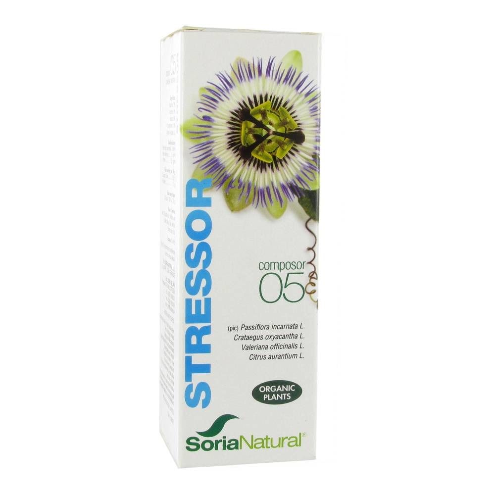 Boîte blanche avec le nom STRESSOR et Composor 05. Illustration d'une fleur de la passion. Logo Soria Natural et indication "Organic Plants".