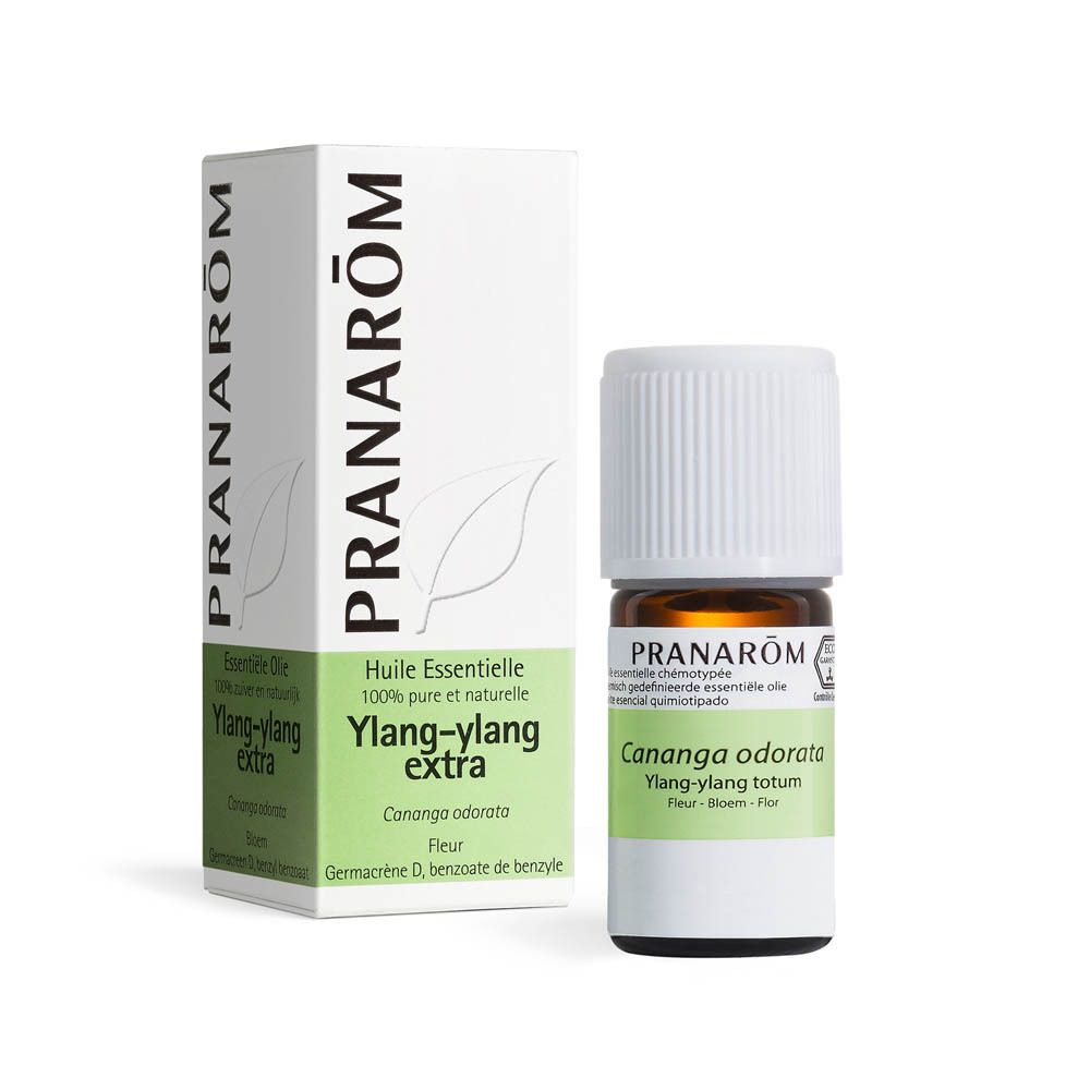 Flacon et emballage PRANAROM Ylang-Ylang extra. Flacon et boîte avec texte.