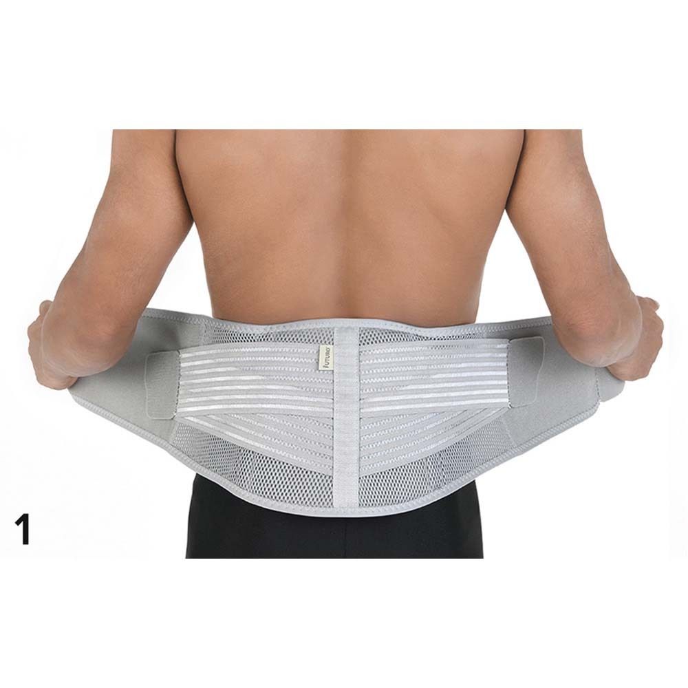 Produktverpackung mit Rückenbandage. L/XL-Größe. Anweisungen und Produktname.