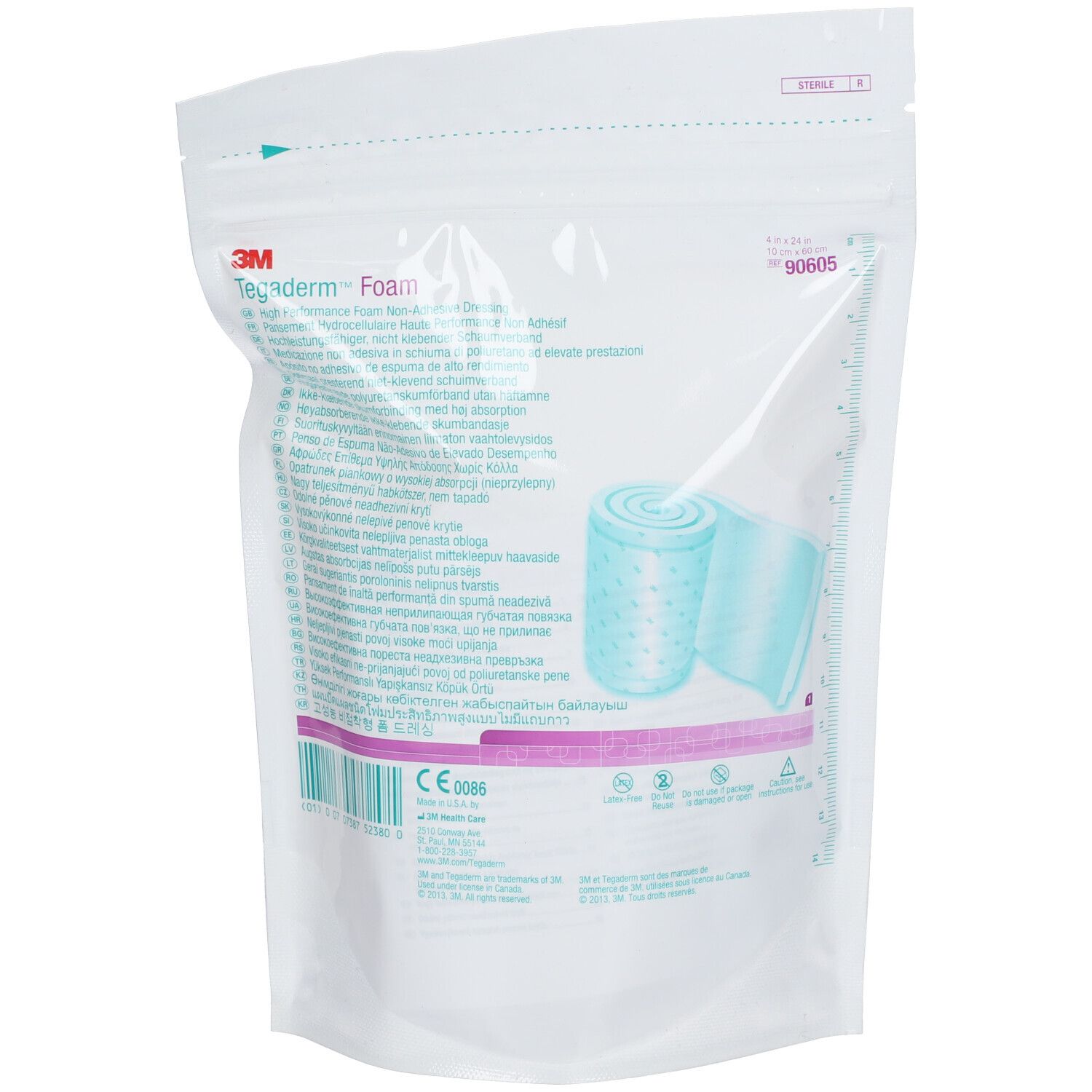 Emballage de 3M Tegaderm Foam. Sachet blanc avec texte et illustration. Marquage CE visible.