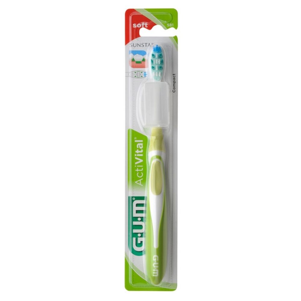 Brosse à dents GUM Activital Compact verte, emballée. Soie souple, tête compacte. Marque et nom du produit visibles.
