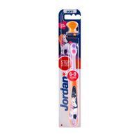 Brosse à dents enfant bleu clair, blanche et rose. Emballage avec informations produit. 6-9 ans.