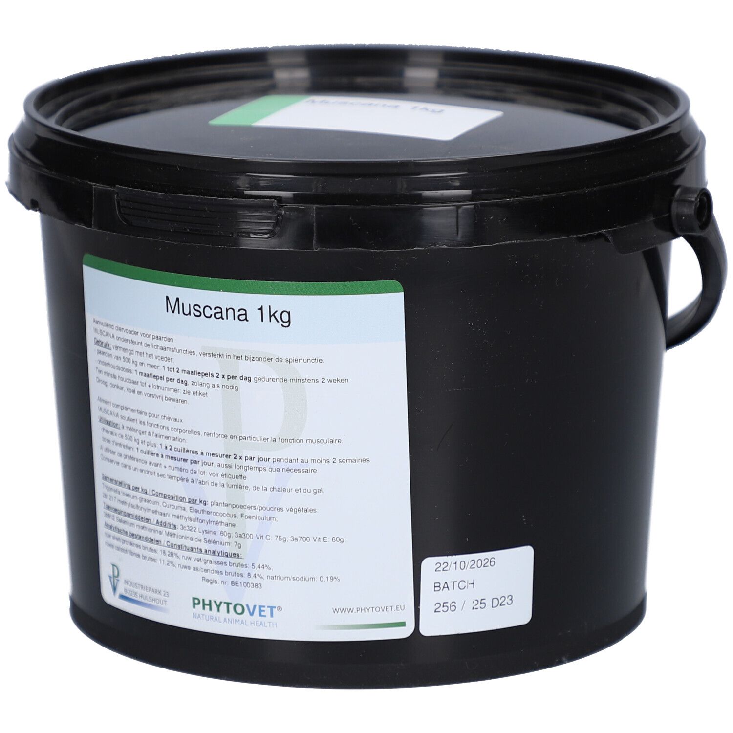 Schwarzer Eimer mit grünem Etikett. Aufschrift: Muscana 1kg. Enthält Informationen zu Inhaltsstoffen und Hersteller.