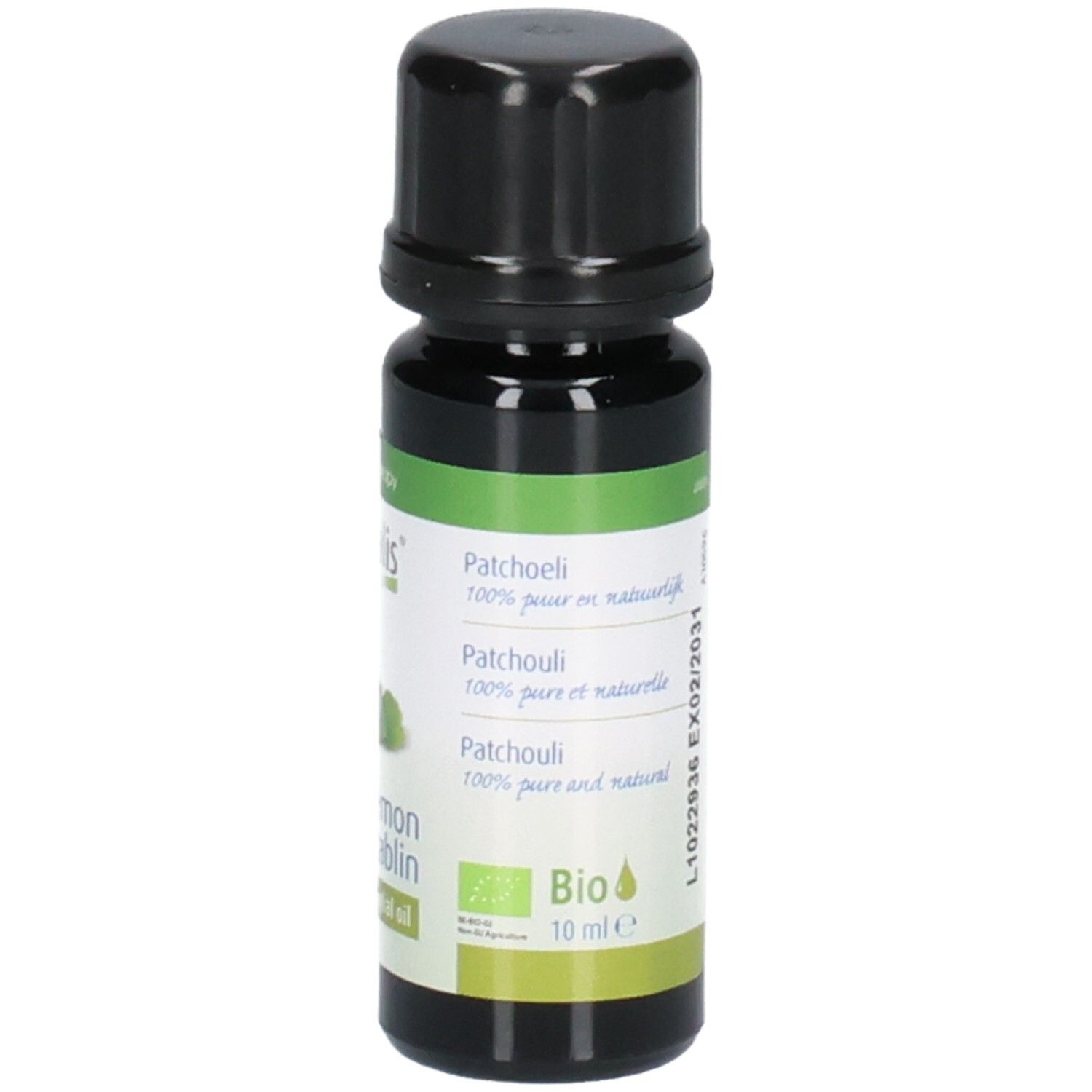 Braune Glasflasche mit schwarzem Deckel. Etikett mit Text: Patchoeli, 100% pure en natuurlijke, und Bio-Siegel.