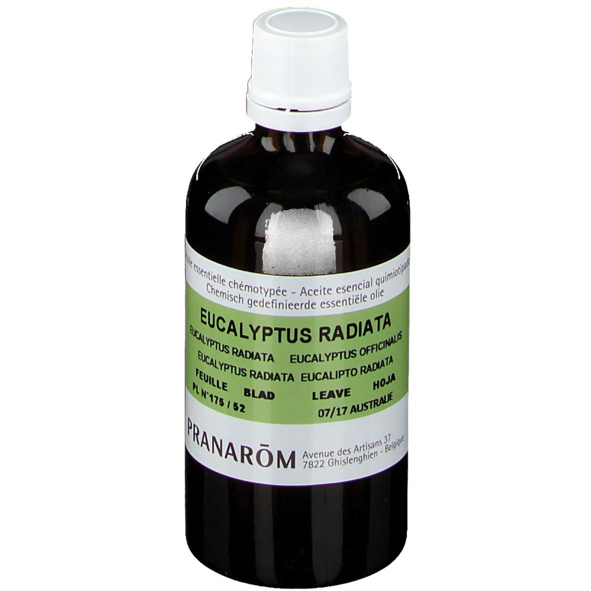 Braune Glasflasche mit weißem Deckel. Etikett mit Produktnamen und Informationen. Marke Pranarôm.