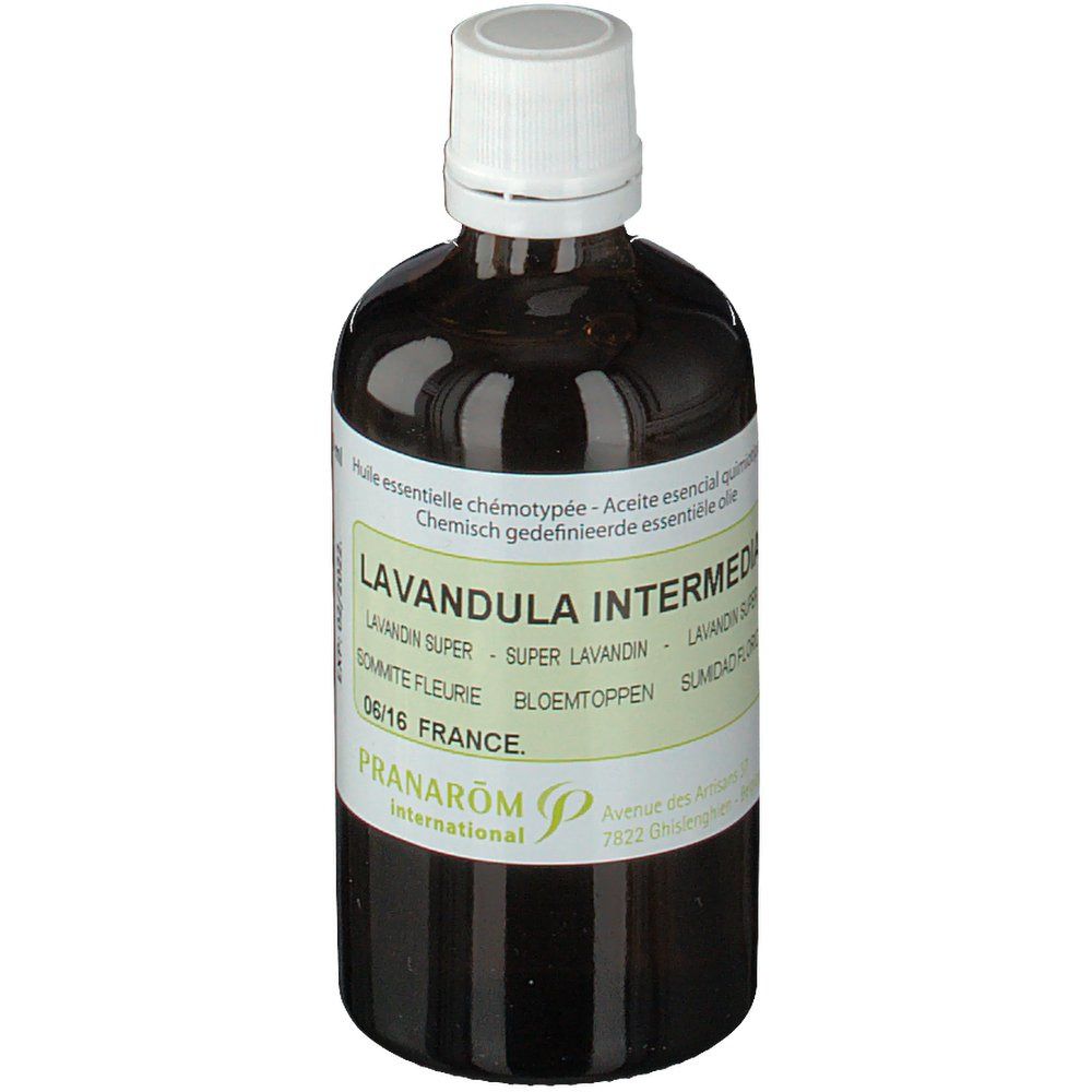 Braune Glasflasche mit weißem Deckel. Etikett mit Produktnamen und Marke PRANAROM. Text in mehreren Sprachen.