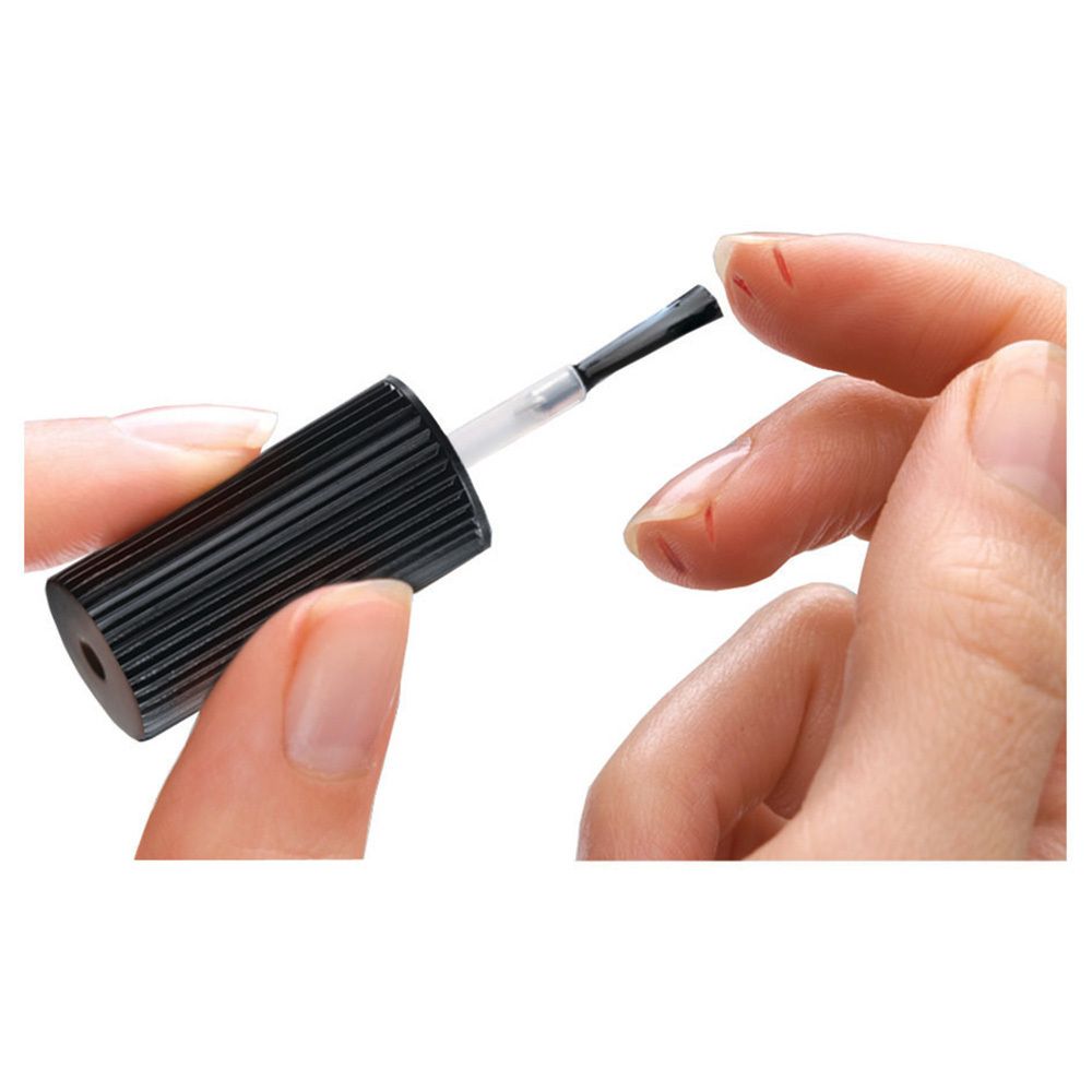 Emballage Nexcare Skin Crack Care. Flacon avec applicateur, 7 ml. Design orange et blanc avec nom du produit.