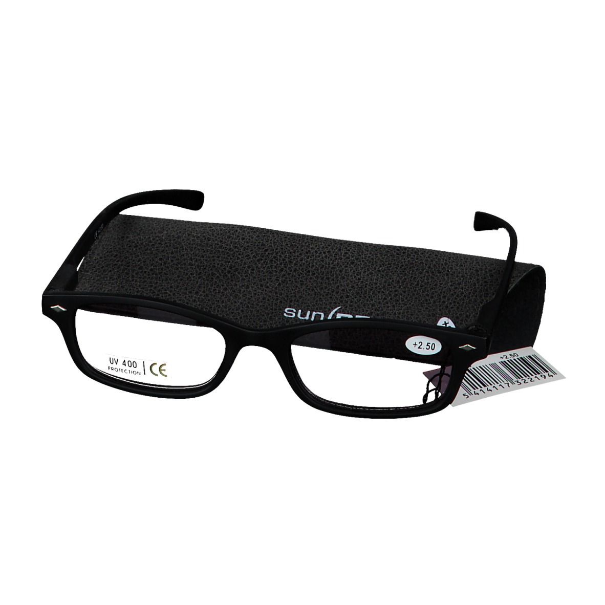 Schwarze Sonnen-Lesebrille mit Etui und Preisschild. Brille mit rechteckigen Gläsern, schwarzem Rahmen. Etui mit SUN READER-Logo.