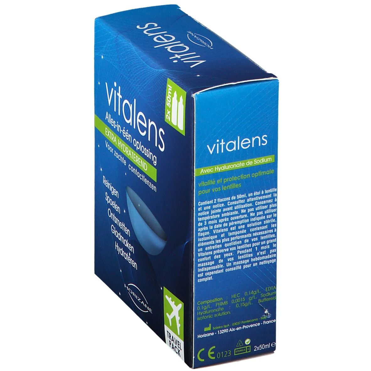 Boîte bleue Vitalens. Inscription: Alles-in-één oplossing, Extra hydraterend. Contient 2x50ml. Travel Pack. Vue latérale.