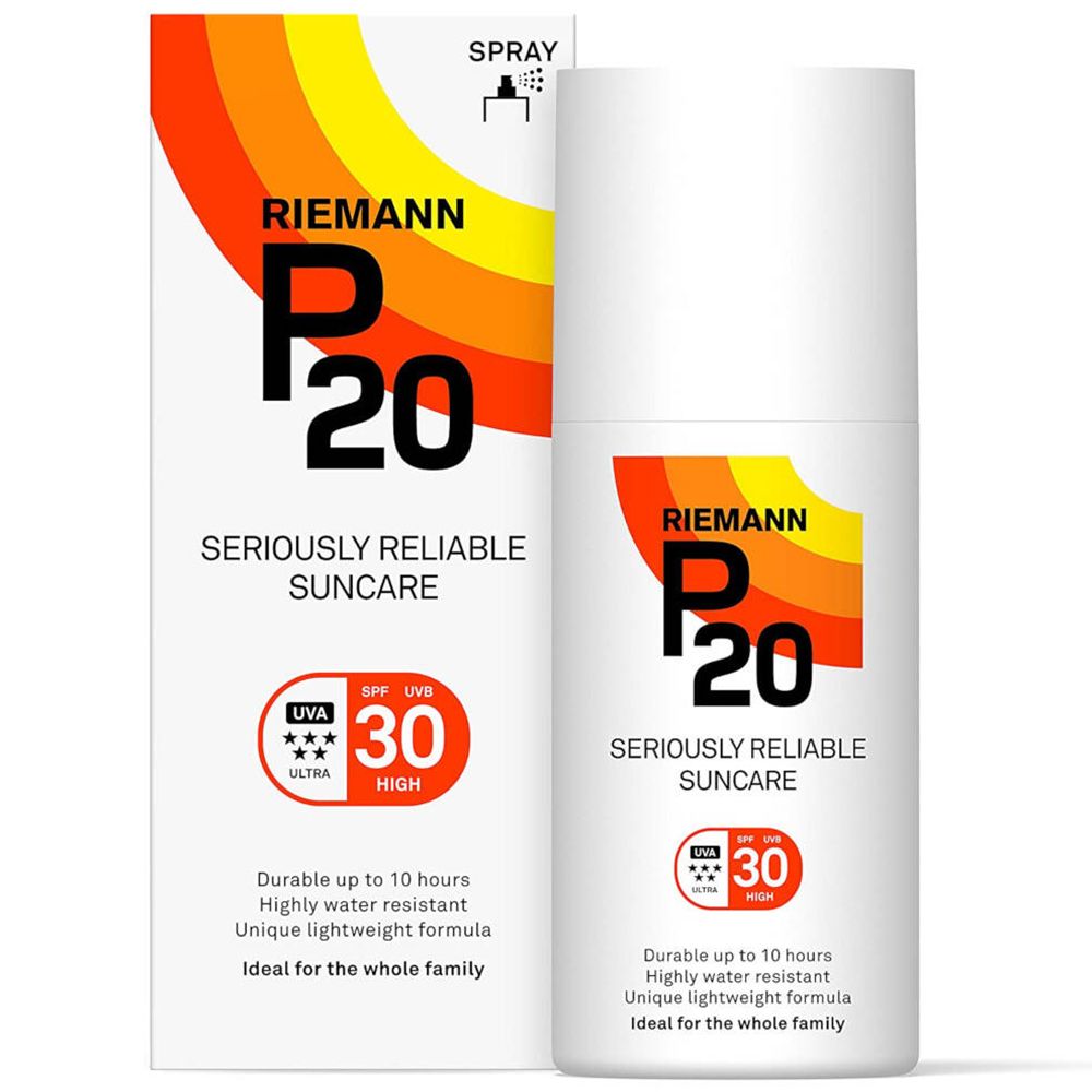 Spray solaire Riemann P20. Flacon blanc avec logo rouge, jaune et orange. SPF 30.