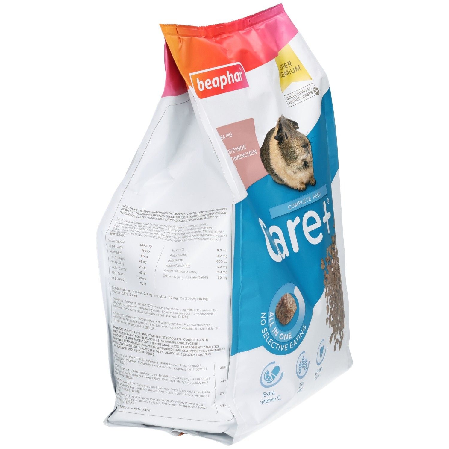 Rückseite eines Beaphar Care+ Meerschweinchenfuttersacks mit Nährwertangaben und Inhaltsstoffen.