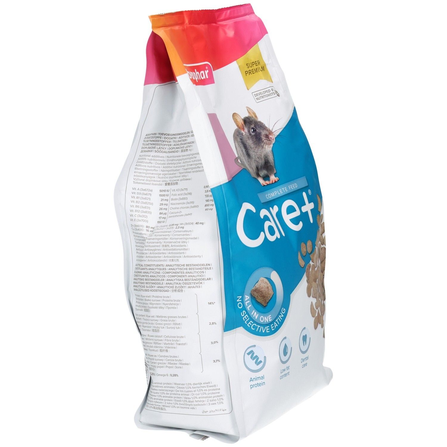 Seitenansicht eines Beutels mit Rattenfutter, Marke Care+, mit detaillierten Produktinformationen.