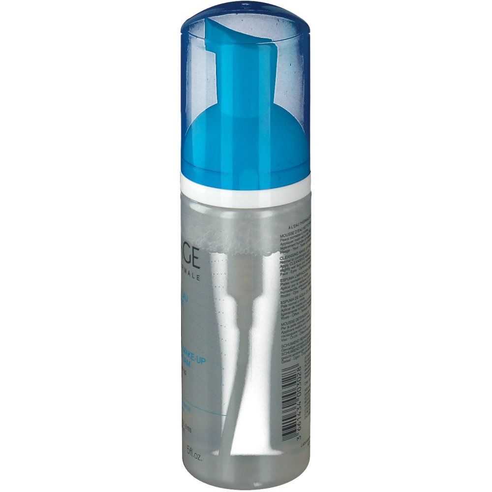 Mousse d'eau nettoyante Uriage. Flacon transparent avec pompe bleue. Vue latérale. Inscriptions: Uriage, Mousse d'Eau, Cleansing Make-up Remover Foam.