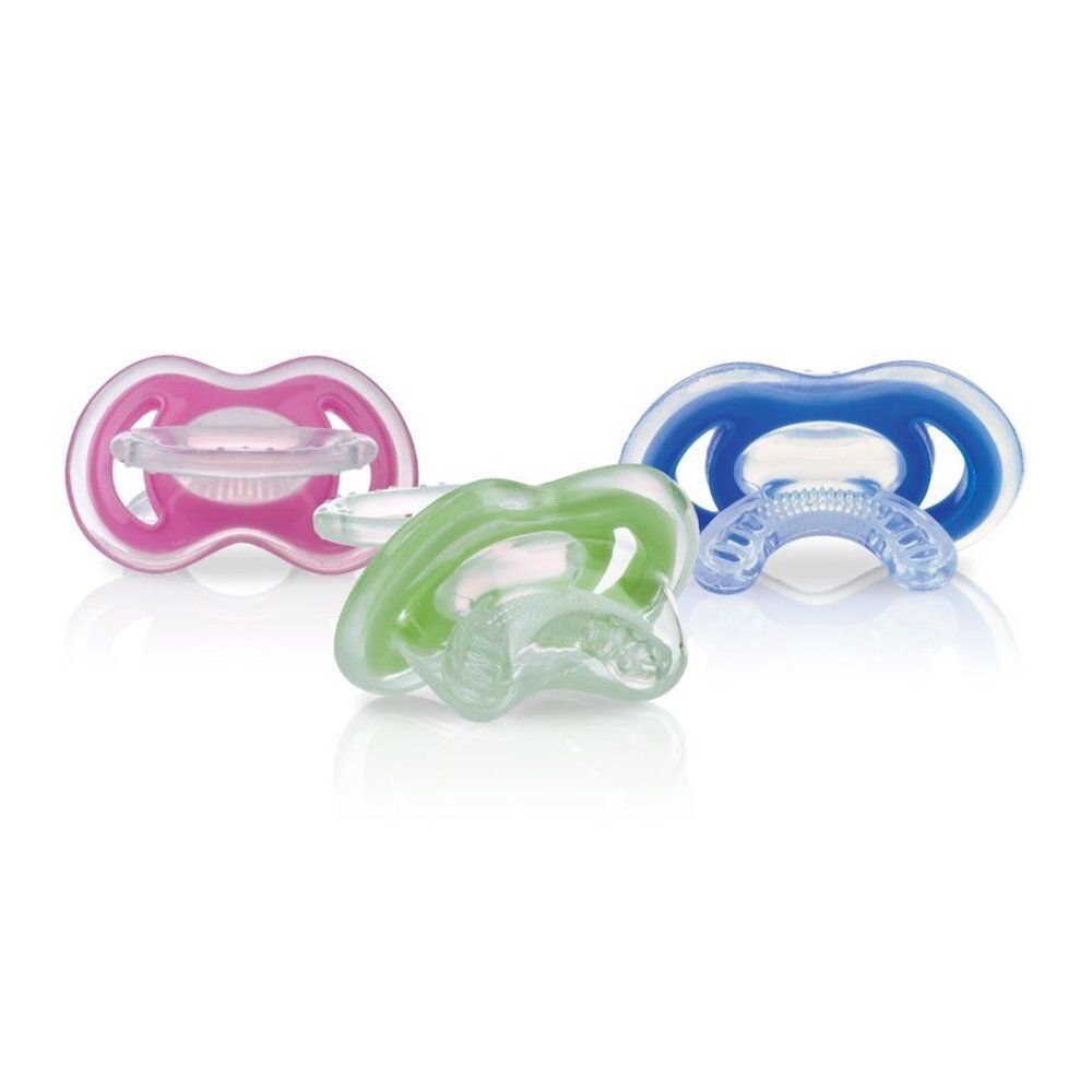 Drei Nuby Beißringe in Pink, Grün und Blau.