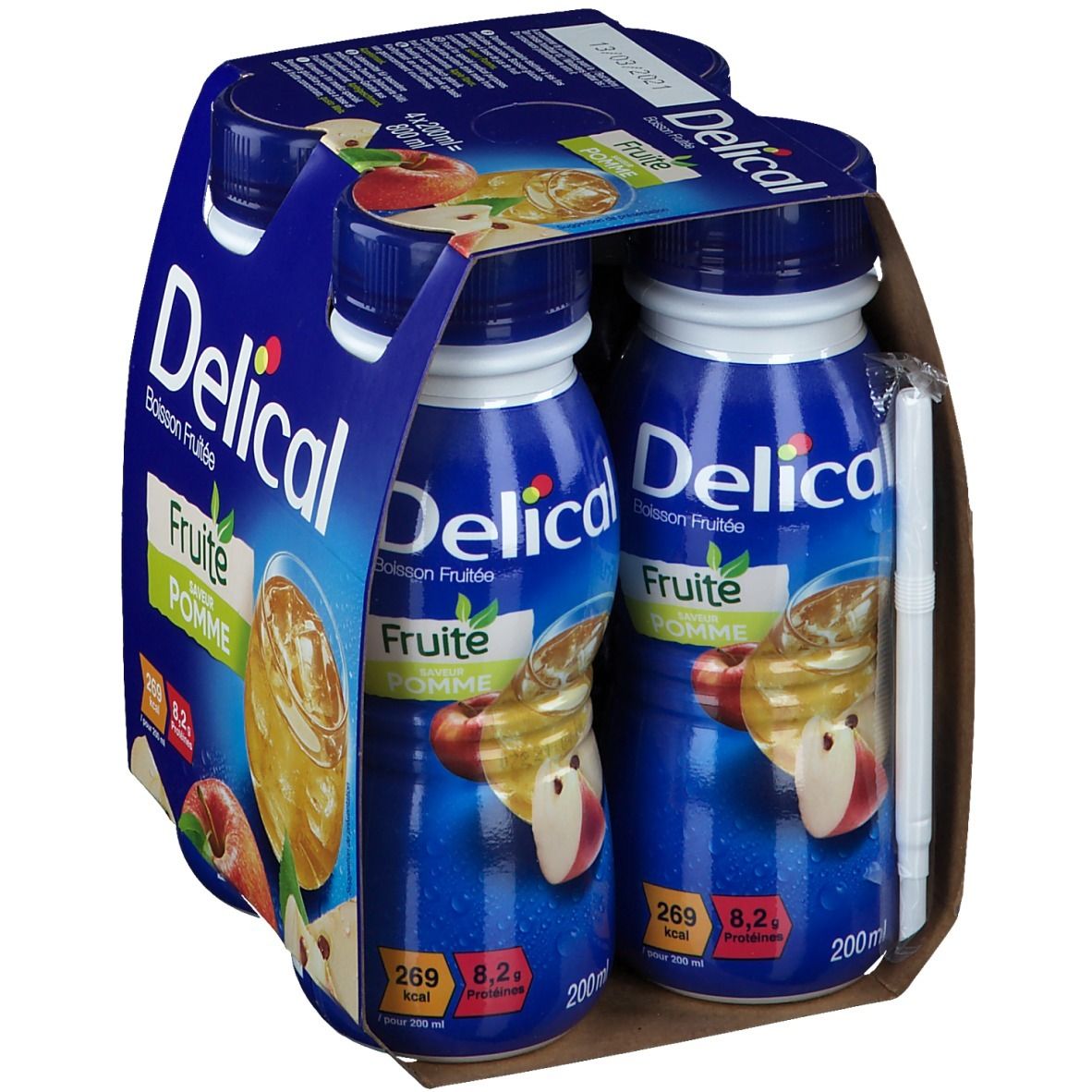 Emballage de quatre bouteilles de boisson fruitée. Bouteilles bleues avec étiquette "Delical". Illustration de pomme. Pailles incluses.
