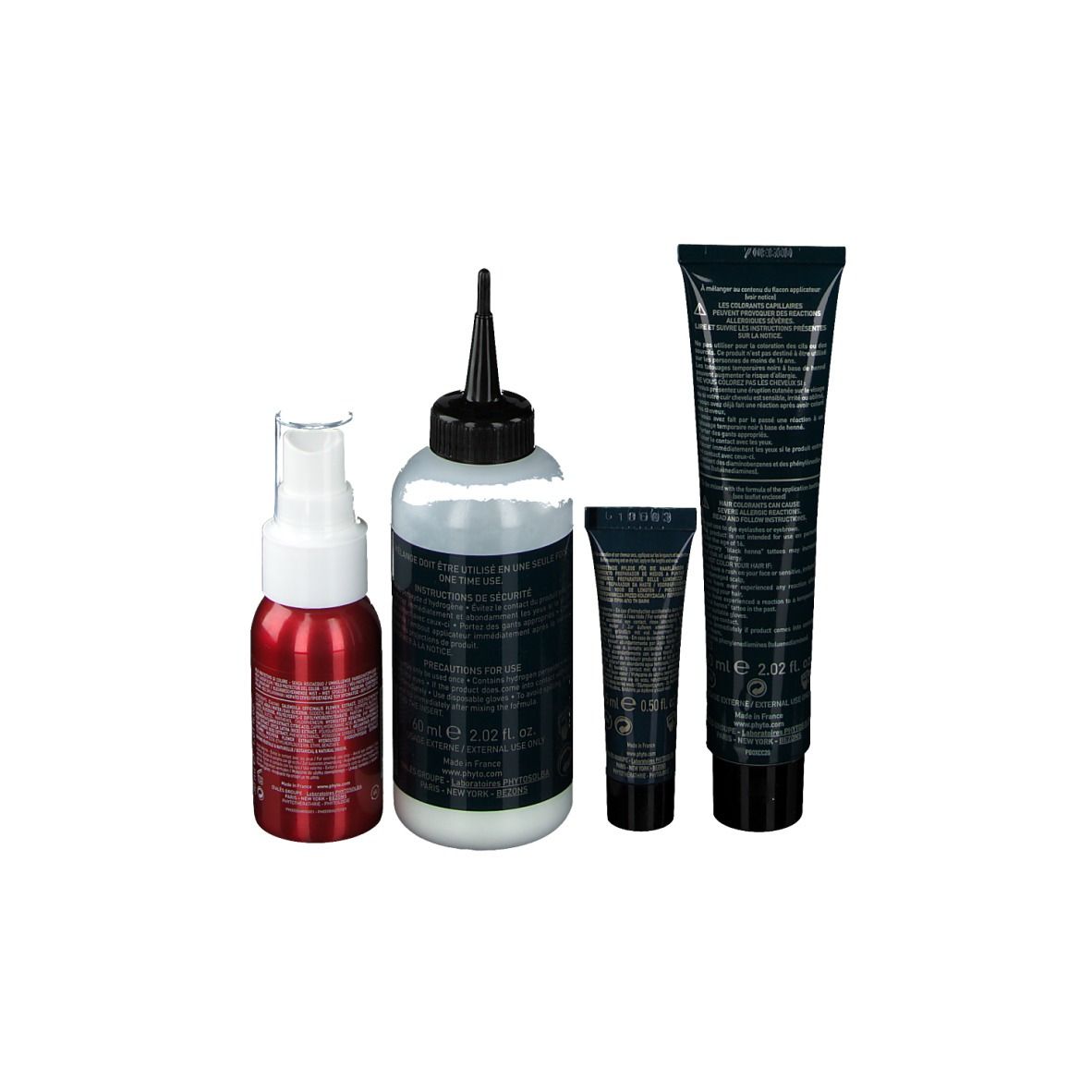 Set mit vier Produkten. Enthält eine Sprühflasche, eine Flasche, eine kleine Tube und eine Tube. Schwarze und rote Verpackung.