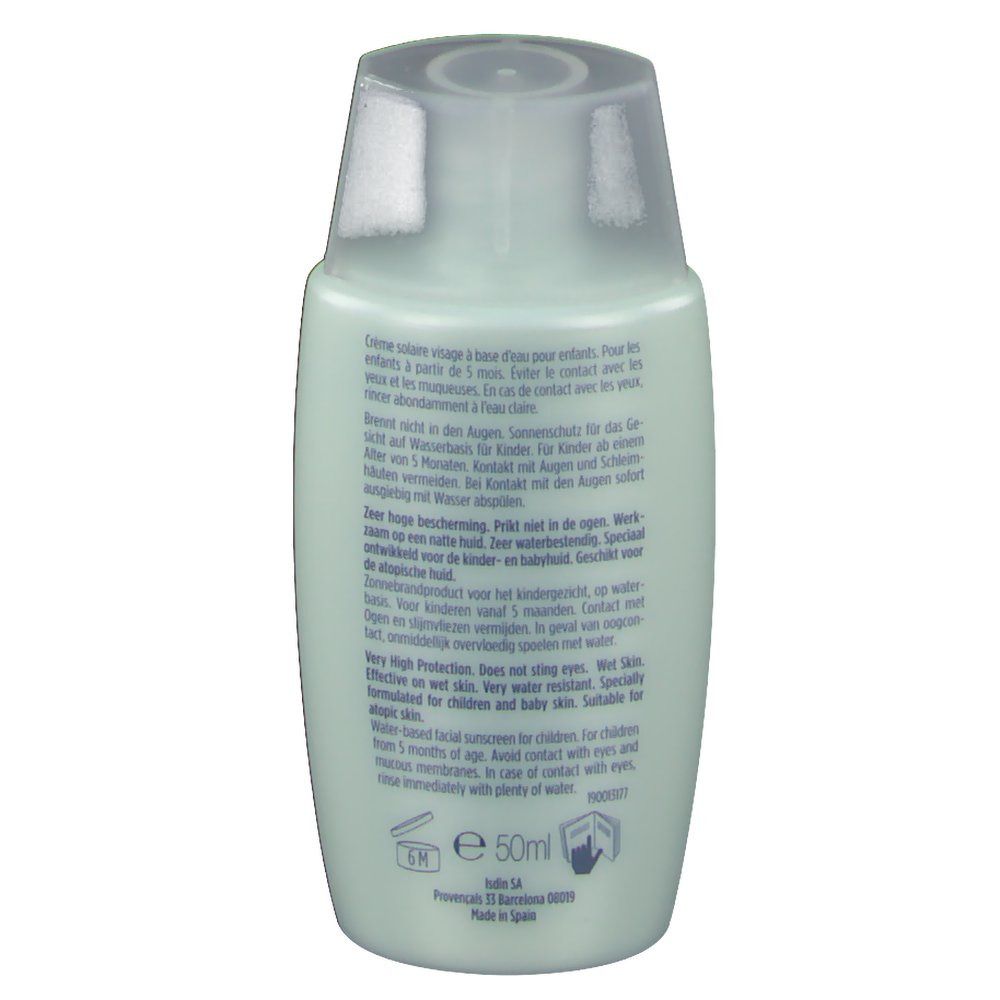 Rückseite einer hellgrünen Flasche mit weißem Deckel. Text in mehreren Sprachen. Volumenangabe: 50ml.