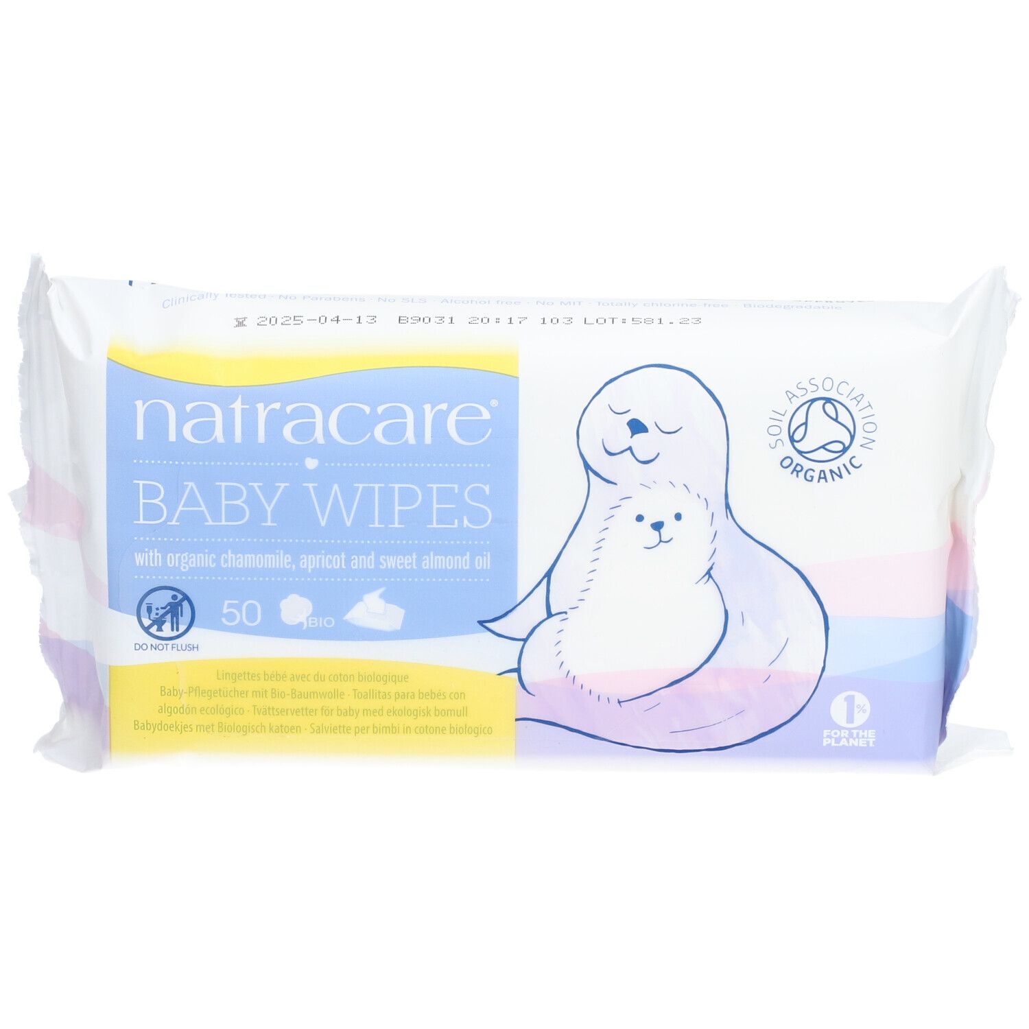 Packung Natracare Baby Wipes. Enthält 50 Tücher mit Kamille, Aprikose und Mandelöl. Siegel: Soil Association Organic.