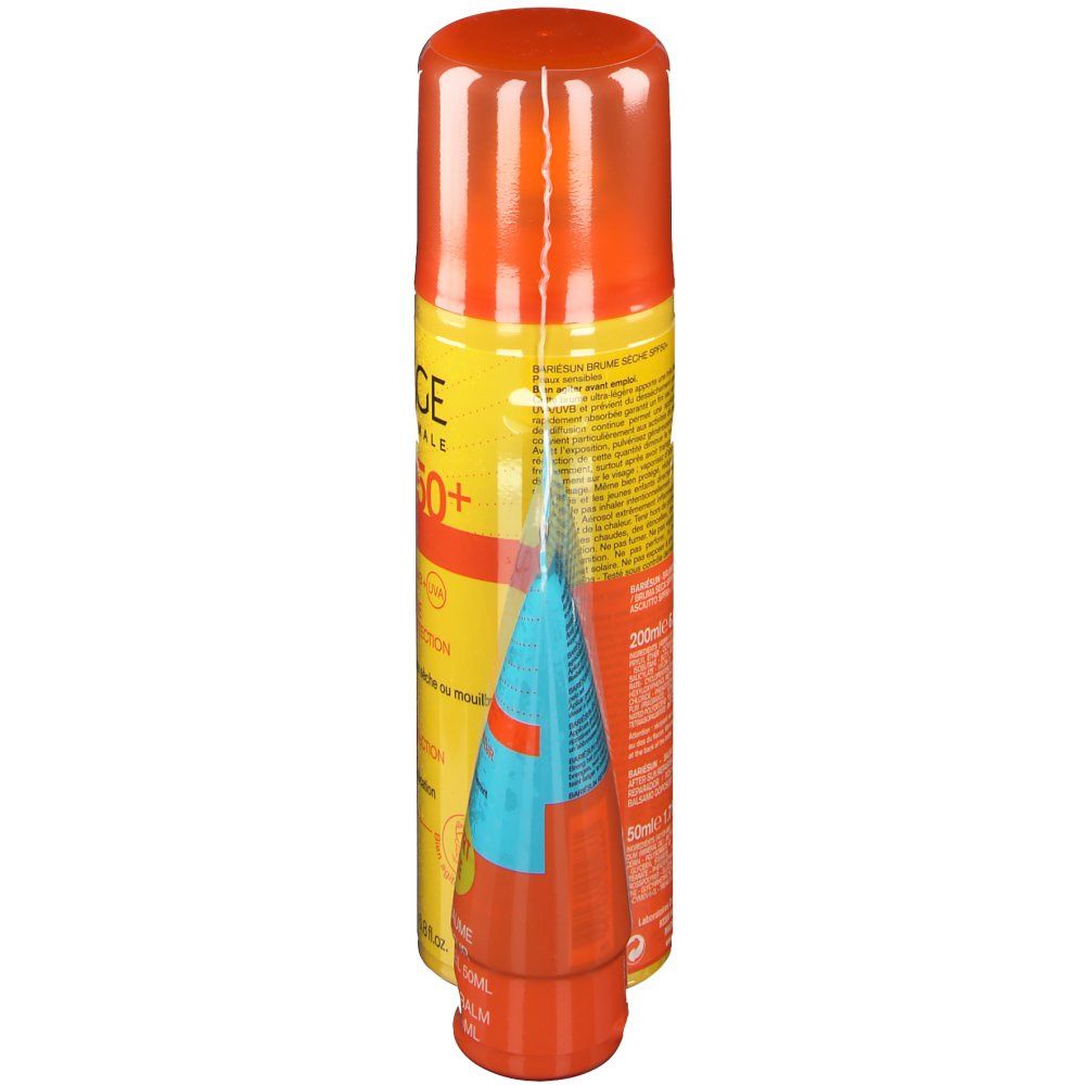 Sonnenschutzspray in transparenter Folie. Gelb-orange Dose mit orangefarbenem Deckel. Produktinformationen aufgedruckt.