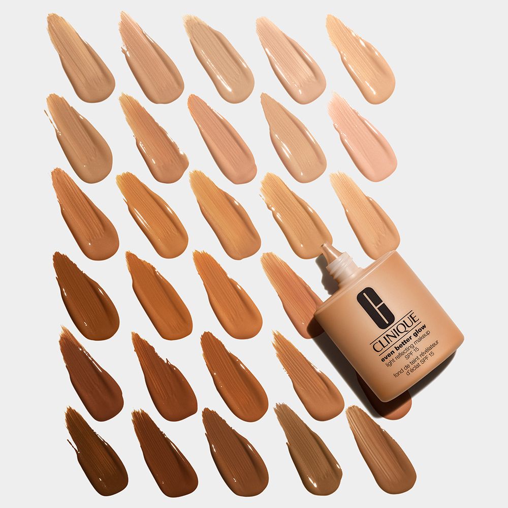 Clinique Even Better Glow™ Fond de Teint Révélateur d’Éclat SPF 15 CN 58 Honey - Anti-Pigmentation