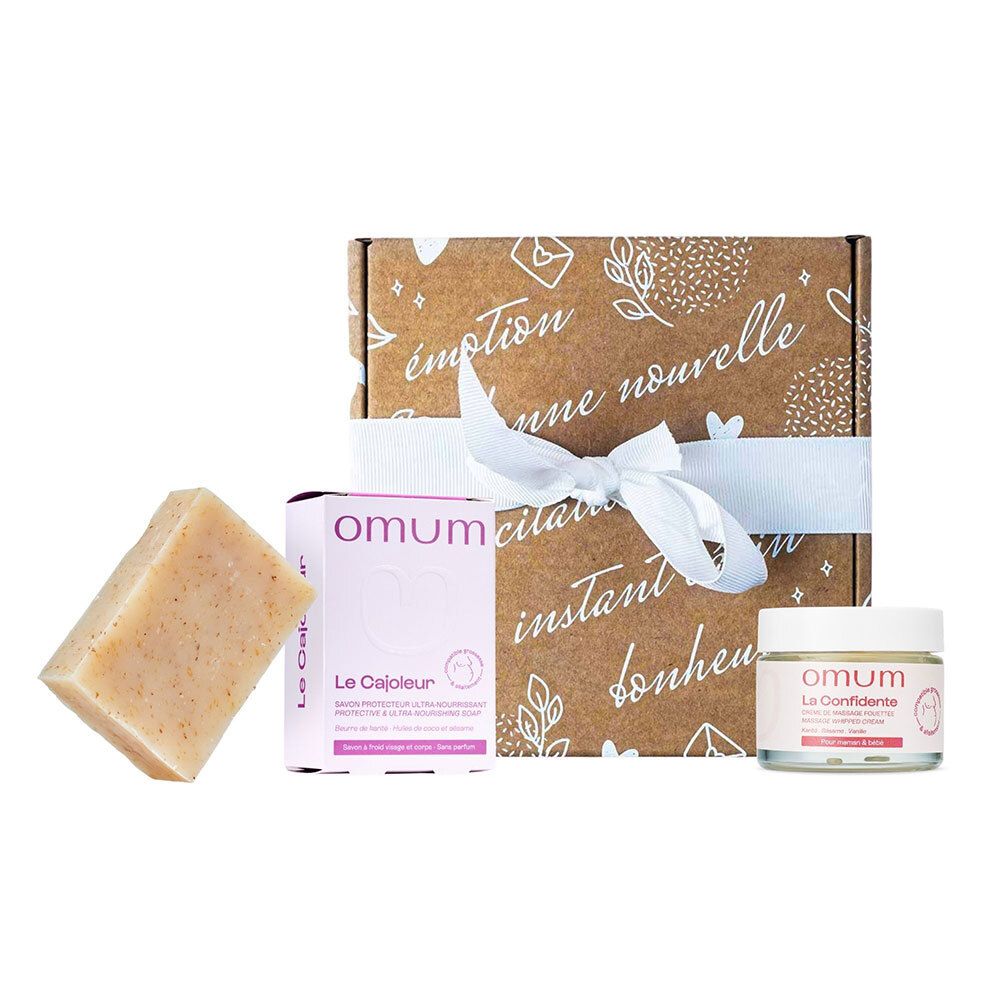 Coffret cadeau avec savon, crème et ruban. Inscription: Coffret bien-être future maman.