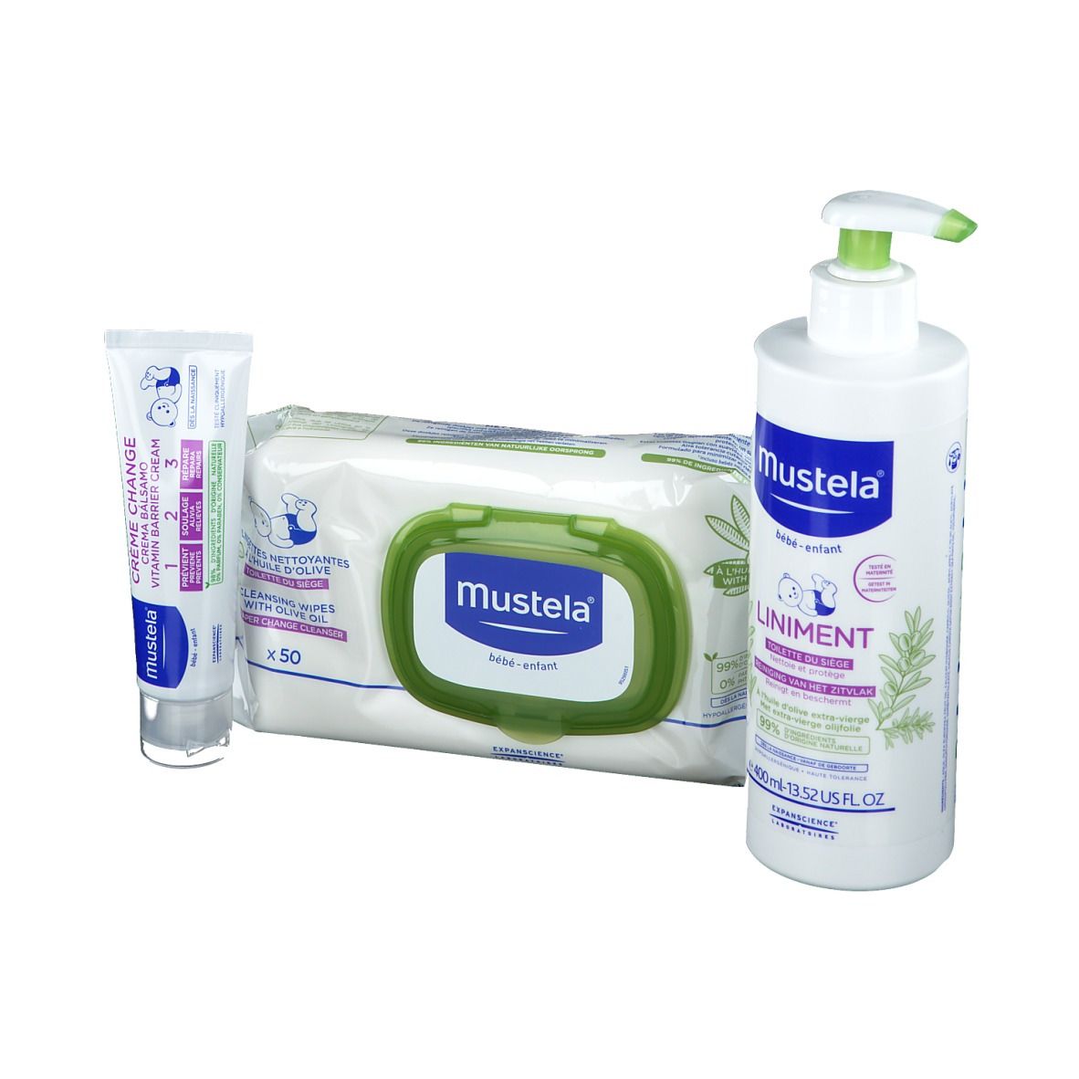 Weißes Fläschchen mit Pumpe, Feuchttücher-Packung und Tube. Aufschrift: Mustela. Grün-weiße Verpackung.