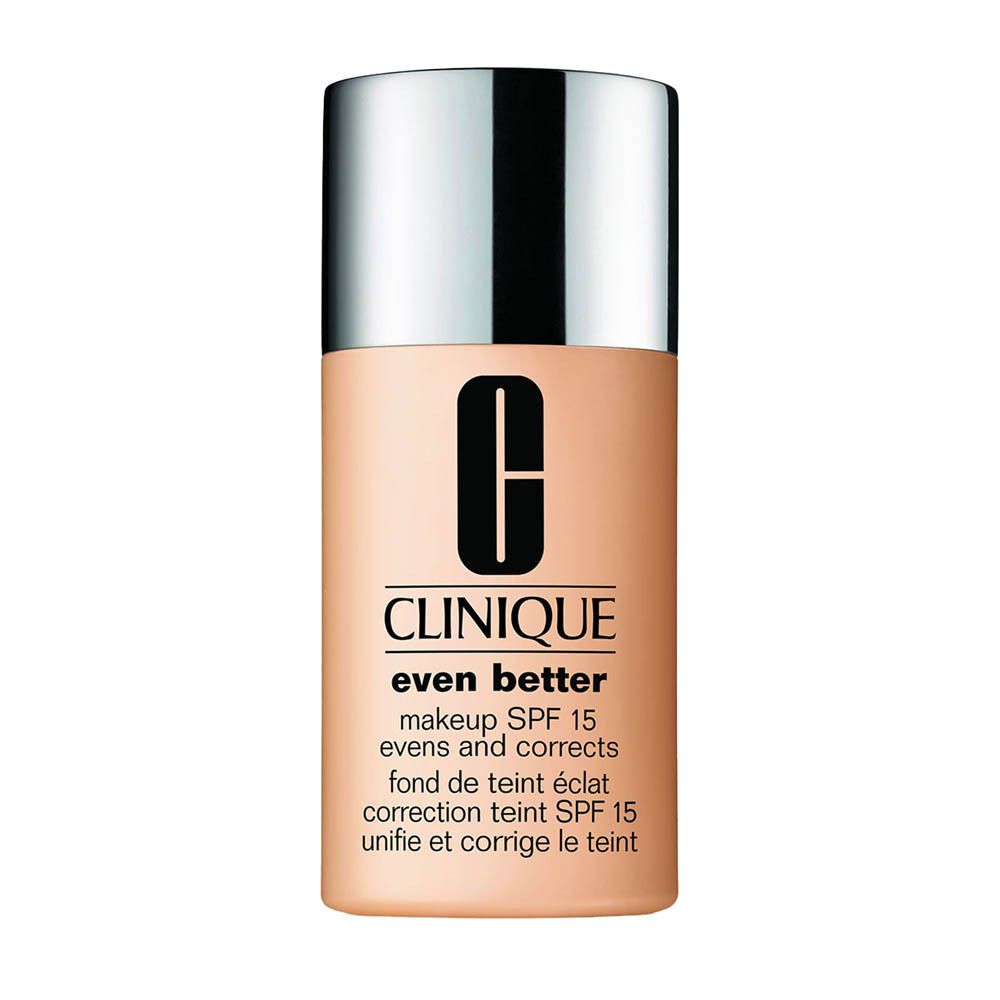 Eine Flasche Clinique Even Better Make-up SPF 15 in Beige.