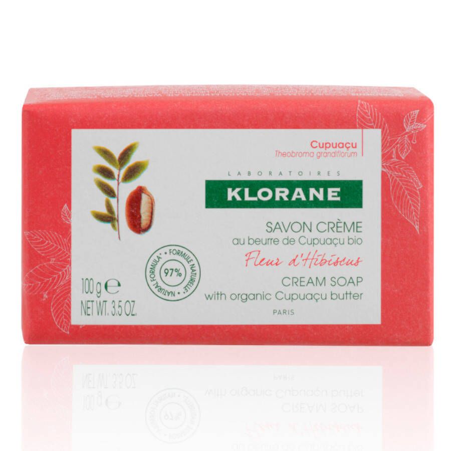 Seife in roter Verpackung. Aufschrift: KLORANE, Savon Crème, Cupuaçu Butter, Fleur d'Hibiscus. 100g, 97% natürliche Formel.