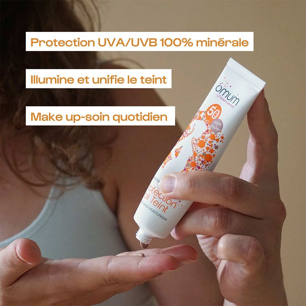 Omum Protection Joli Teint. Tube dans la main. Protection UVA/UVB, unifie le teint.