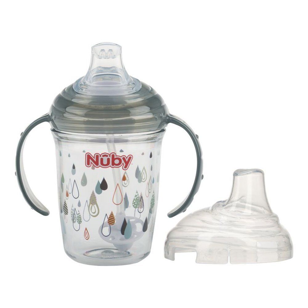 Gobelet avec poignées, couvercle gris et paille. Le gobelet est transparent avec un motif de gouttes et le logo.