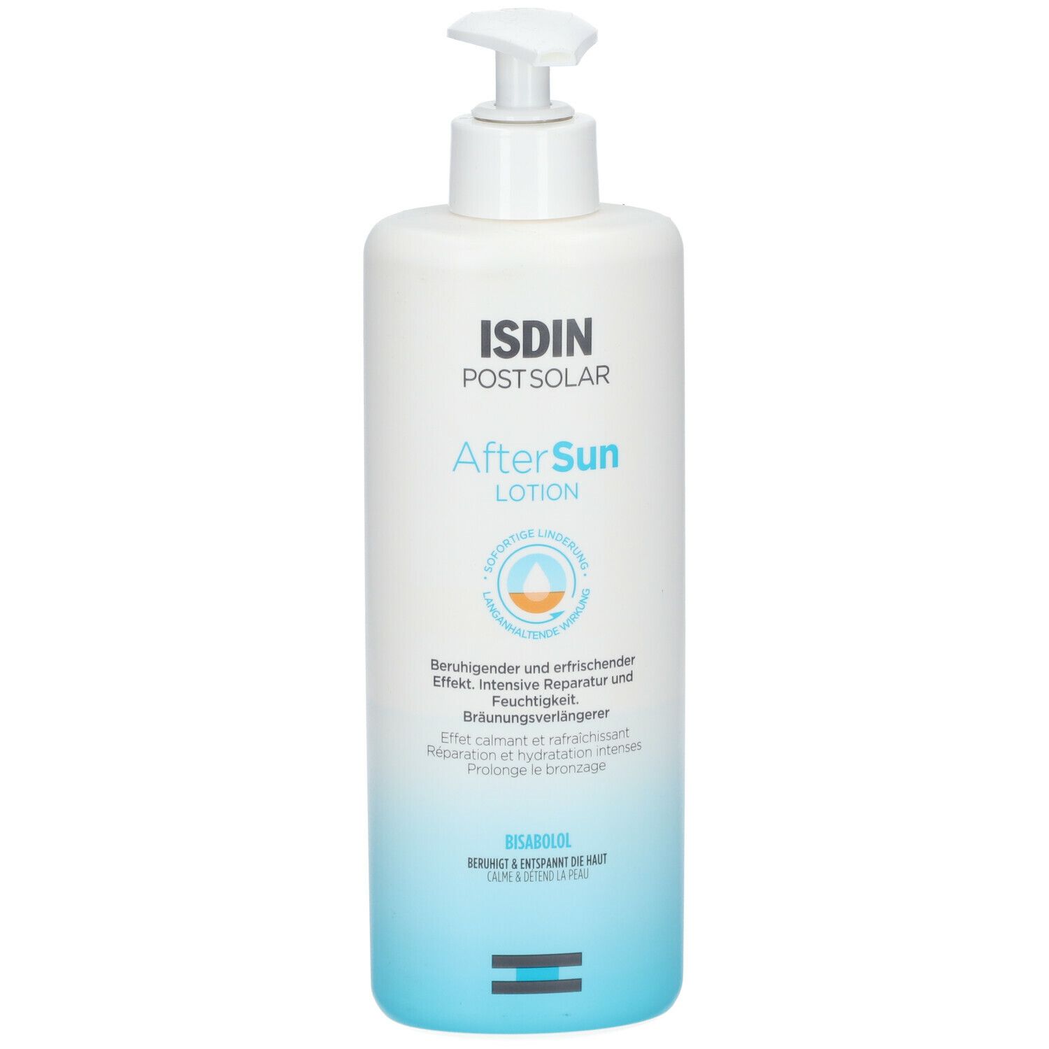 Weiße Flasche mit Pumpe. ISDIN Post-Solar AfterSun Lotion. Blaue und weiße Farbverläufe. Text und Logo auf der Vorderseite.