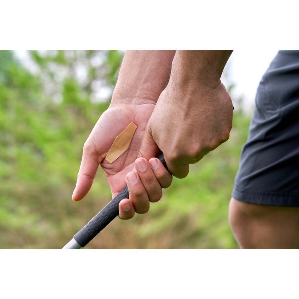 Verpackung mit Nexcare flexiblem Schaumverband active. 30 Pflaster, verschiedene Größen.