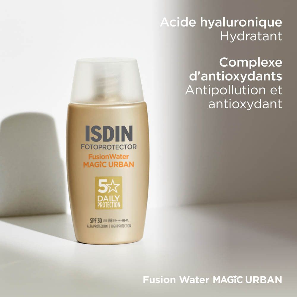 Flacon ISDIN Fotoprotector Fusion Water Magic Urban avec bouchon. Contient acide hyaluronique et antioxydants.