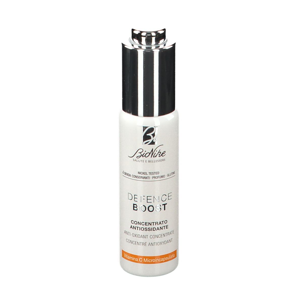 Flacon blanc avec bouchon argenté. Inscription: DEFENCE BOOST, concentré. Marque: BioNike.
