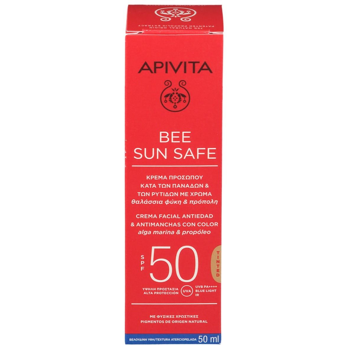 Boîte rouge avec texte blanc. Inscription: APIVITA, BEE SUN SAFE, Anti-taches & Anti-âge, crème teintée visage, SPF 50. 50 ml.