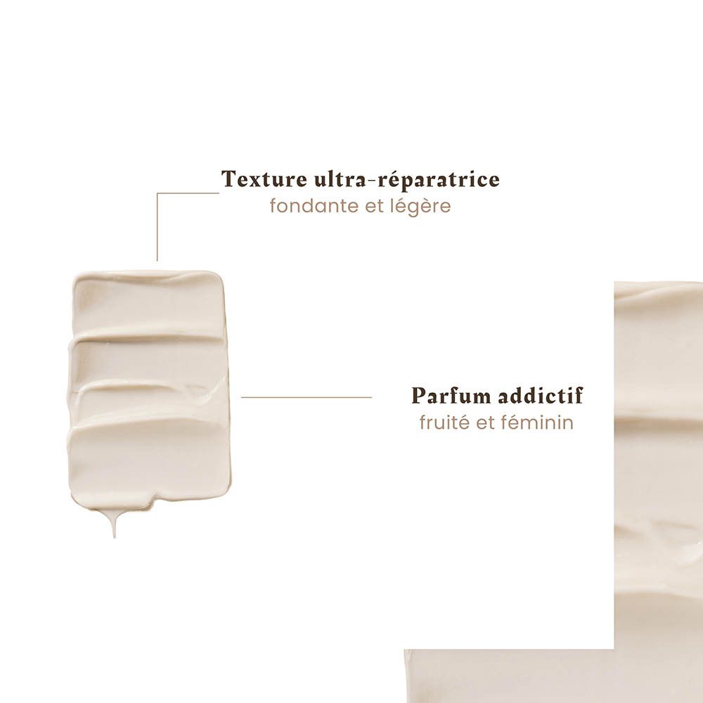 Texturproben einer reichhaltigen Creme mit Beschriftungen für "ultra-reparierende, schmelzende und leichte Textur" und "fruchtiges und feminines Duftprofil".