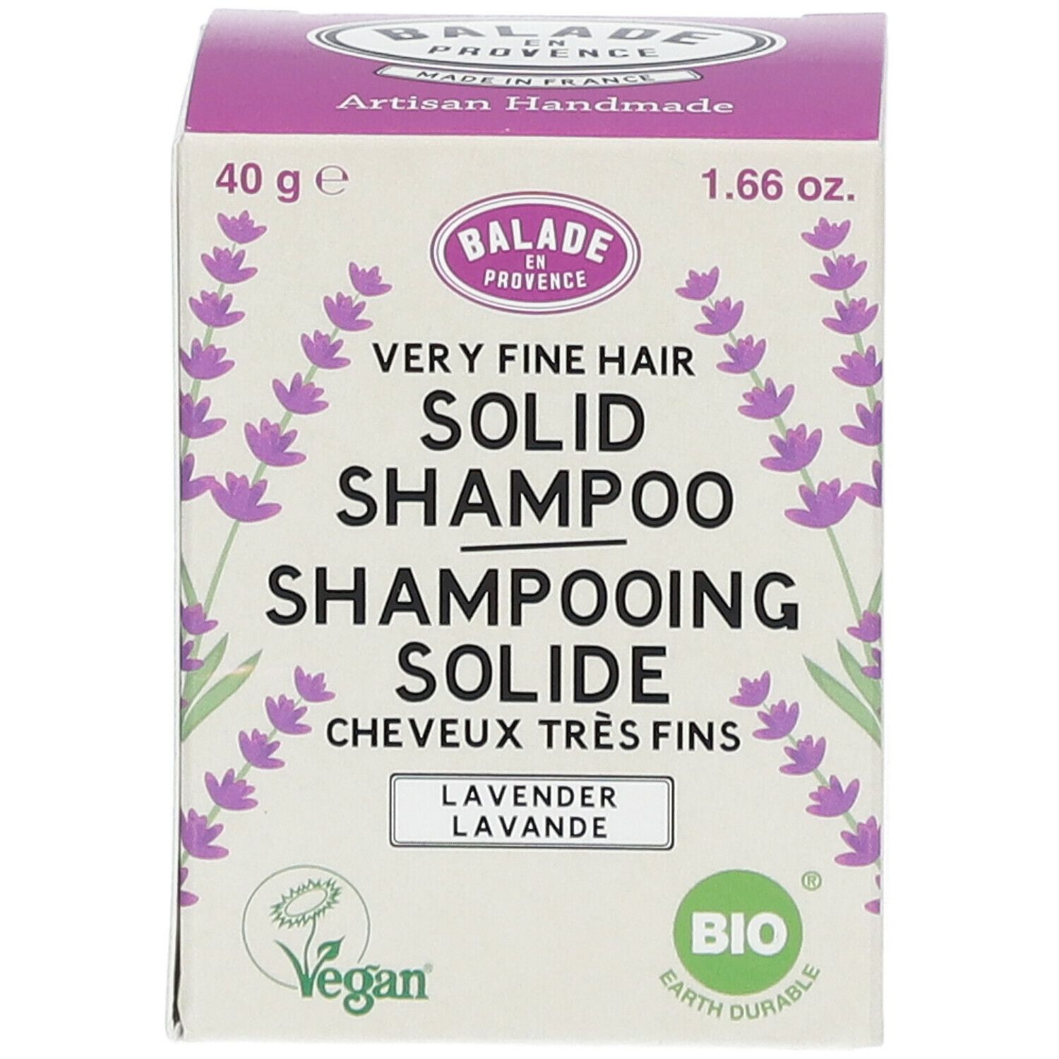 Boîte violette de shampooing solide. Inscription : Balade en Provence, cheveux très fins, lavande. Labels vegan et bio.
