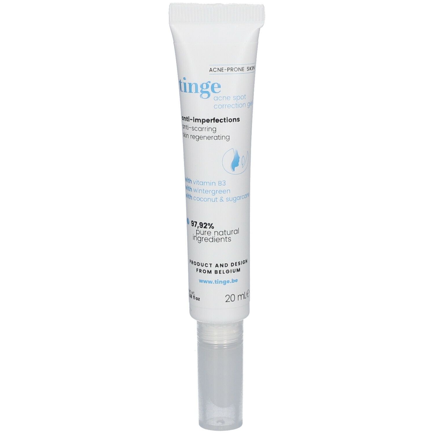 Weiße Tube mit Spitze. Aufschrift: tinge, acne spot correction gel. Text: anti-imperfections, anti-scarring, regenerating.