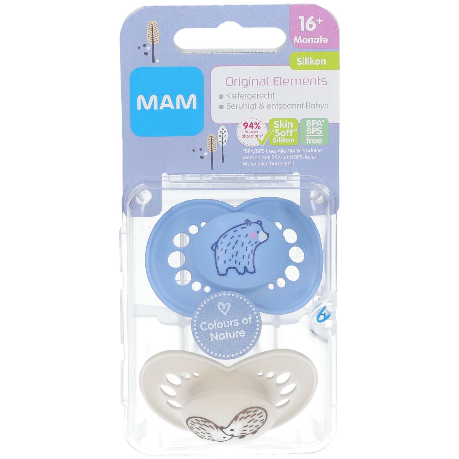 Zwei Schnuller in Verpackung. Blauer Schnuller mit Bär-Motiv, weißer Schnuller mit Igel-Motiv. Verpackung mit Produktinformationen.